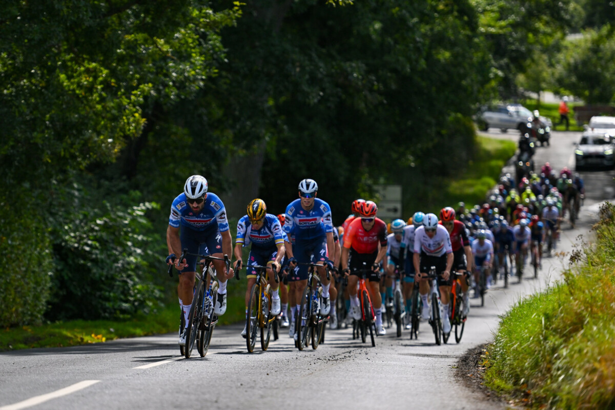 girodociclismo.com.br tour of britain resultados da 1a etapa paul magnier vence equipe portuguesa em 2o no gc assista a chegada image 5