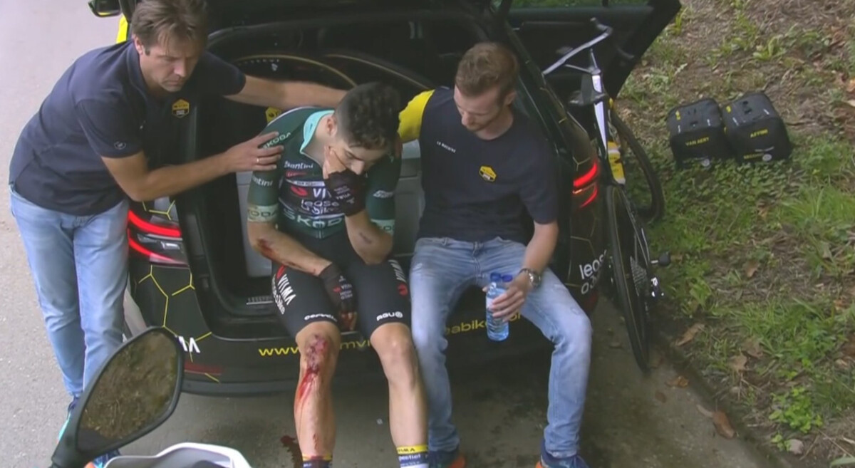 girodociclismo.com.br visma lease a bike anuncia que wout van aert segue hospitalizado belga encerra temporada 2024 image 4