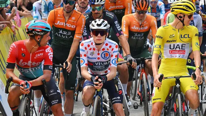 Novo gregário de Jonas Vingegaard revela o desafio de enfrentar Tadej Pogacar "ele ainda não atingiu seu pico de performance" 1 girodociclismo.com.br novo gregario de jonas vingegaard revela o desafio de enfrentar tadej pogacar ele ainda nao atingiu seu pico de performance image 9
