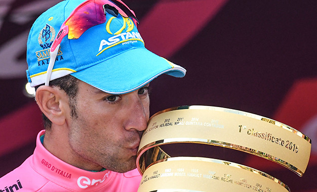 girodociclismo.com.br campeao do tour giro e vuelta analisa o ciclismo atual tadej pogacar foi fantastico eu gosto de juan ayuso ele e corajoso image 3