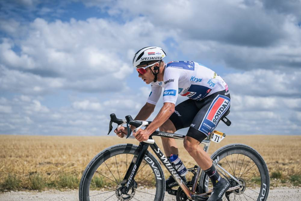 girodociclismo.com.br diretor da soudal quick step lanca a polemica o melhor desempenho de remco evenepoel foi o 2o lugar da il lombardia image