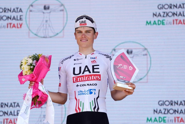 girodociclismo.com.br diretor da uae team emirates revela abordagem de tadej pogacar as montanhas do tour 2025 quem nao o conhece acha as montanhas vao incomoda lo image 4