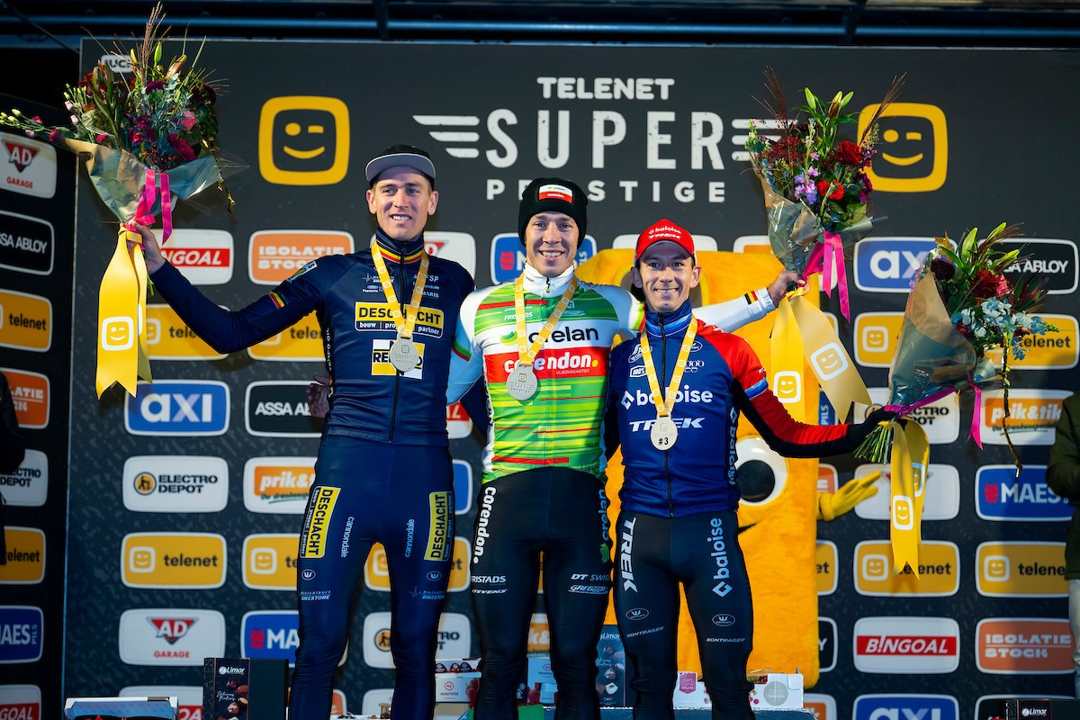 girodociclismo.com.br laurens sweeck triunfa no superprestige merksplas 2024 com ataque decisivo image