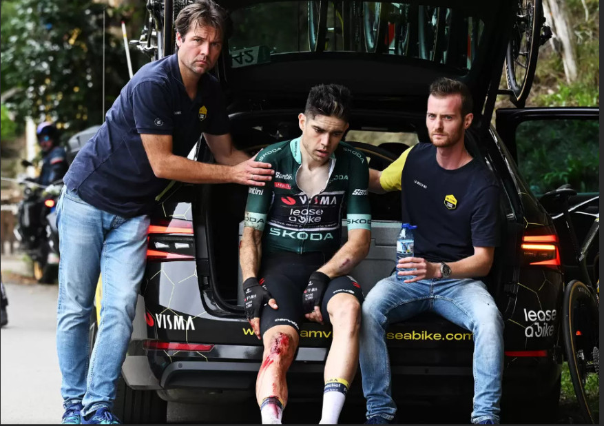 girodociclismo.com.br medico da selecao da belgica a cautela como aliada o processo de recuperacao de wout van aert image 2