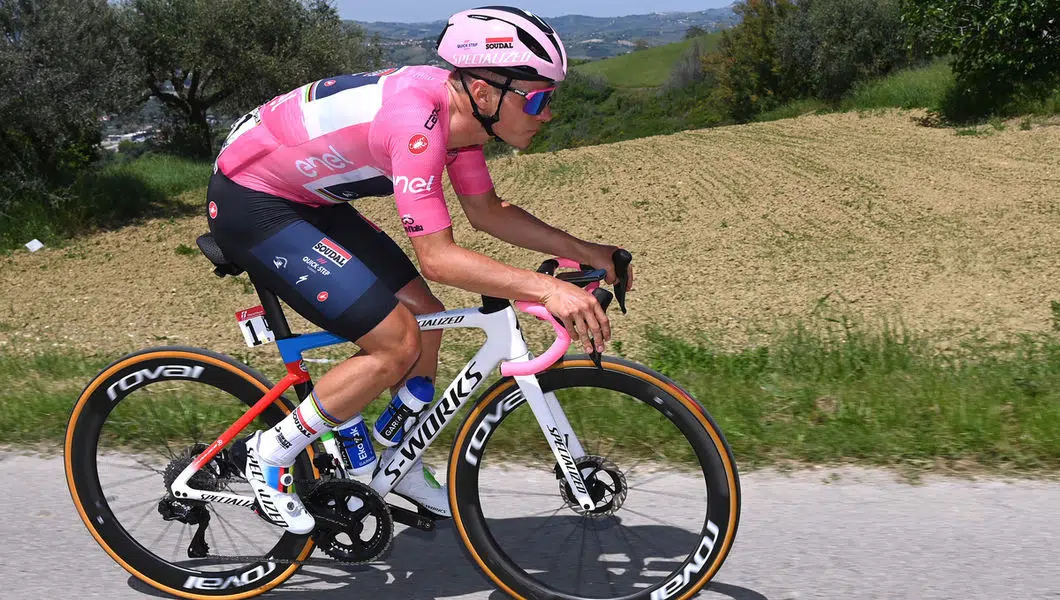 girodociclismo.com.br remco evenepoel e premiado com o flandrien 2024 e reflete sobre sua primeira experiencia no tour de france image 4