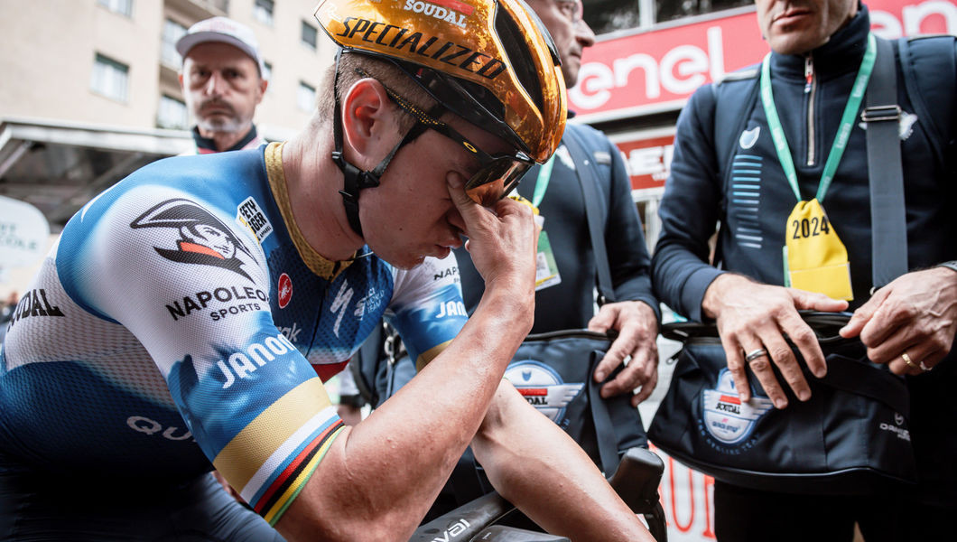 girodociclismo.com.br remco evenepoel revela envio de mensagem para tadej pogacar apos a il lombardia nao pode estar certo quero saber sua potencia image 6