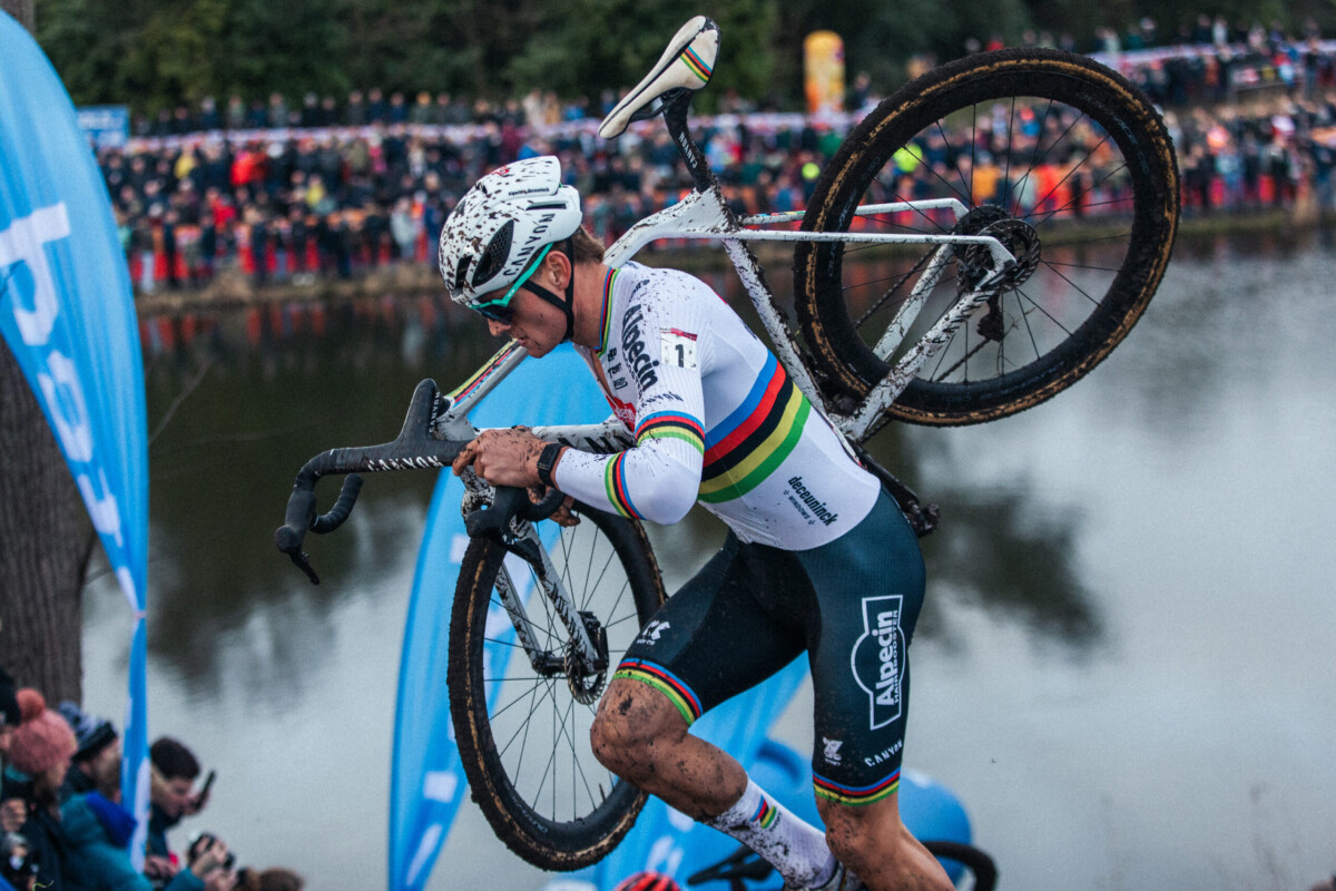 girodociclismo.com.br wout van aert com retorno as competicoes previsto para dezembro confira o provavel calendario do belga image