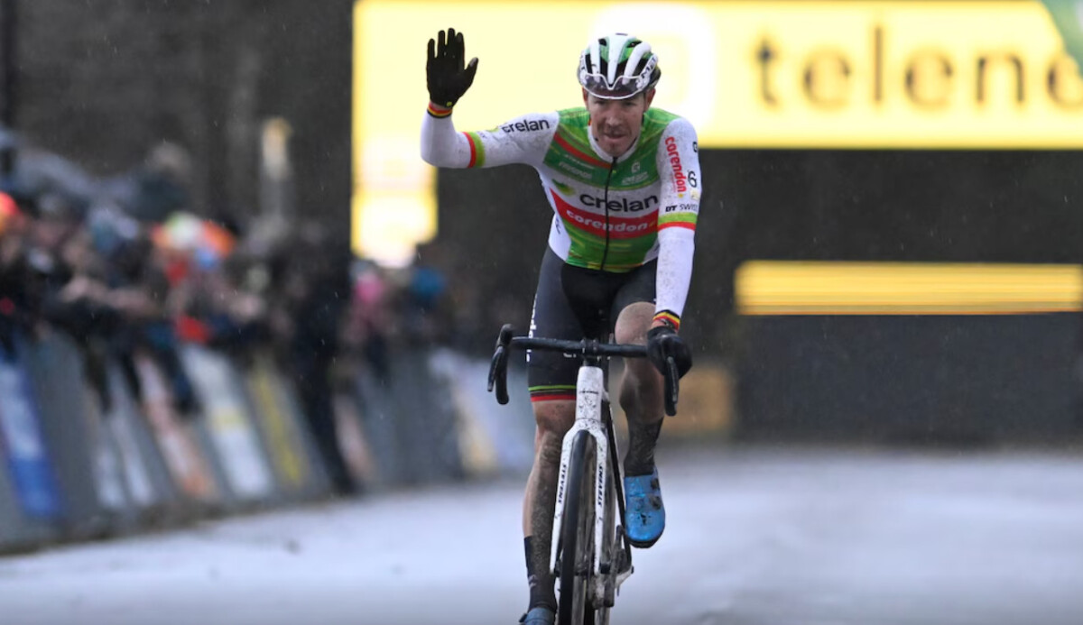 girodociclismo.com.br adversario de mathieu van der poel revela drama para aompanha lo eu vi estrelas voce sente que ele tinha um dente a mais image