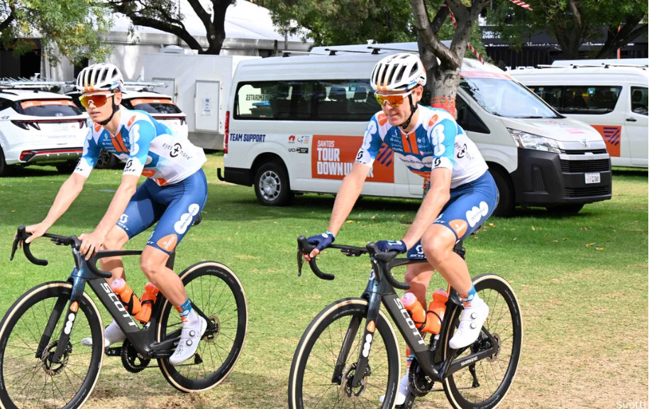 girodociclismo.com.br ciclista do world tour fratura clavicula em queda que envolveu capitao de equipe confira o image 8