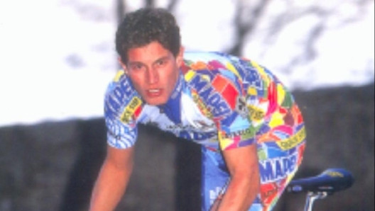 girodociclismo.com.br cilclismo italiano de luto morre ex campeao mundial aos 45 anos ciclista fez parte da iconica mapei quickstep image