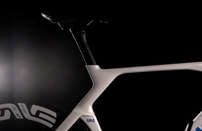 girodociclismo.com.br colnago apresenta a nova bicicleta de tadej pogacar empresa a bicicleta mais aerodinamica no world tour image 3