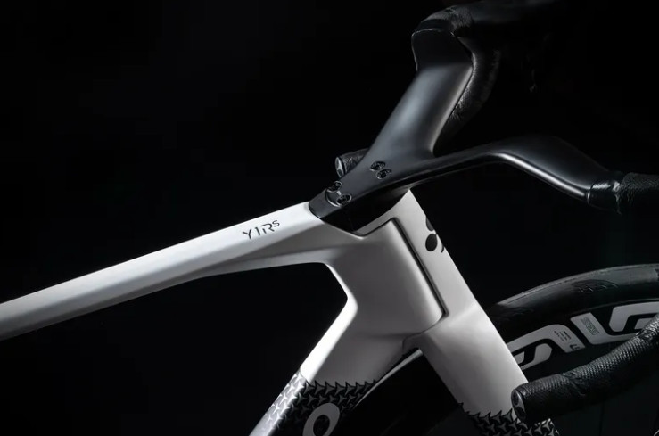 girodociclismo.com.br colnago apresenta a nova bicicleta de tadej pogacar empresa a bicicleta mais aerodinamica no world tour image