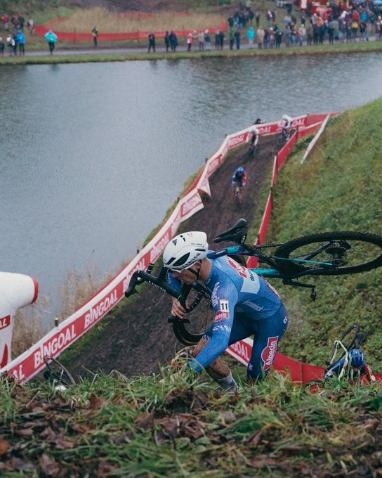 girodociclismo.com.br copa do mundo de hulst niels vandeputte vence pela primeira vez confira os resultados e assista a chegada image 11