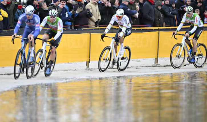 girodociclismo.com.br mathieu van der poel vence o superprestige em mol image 2