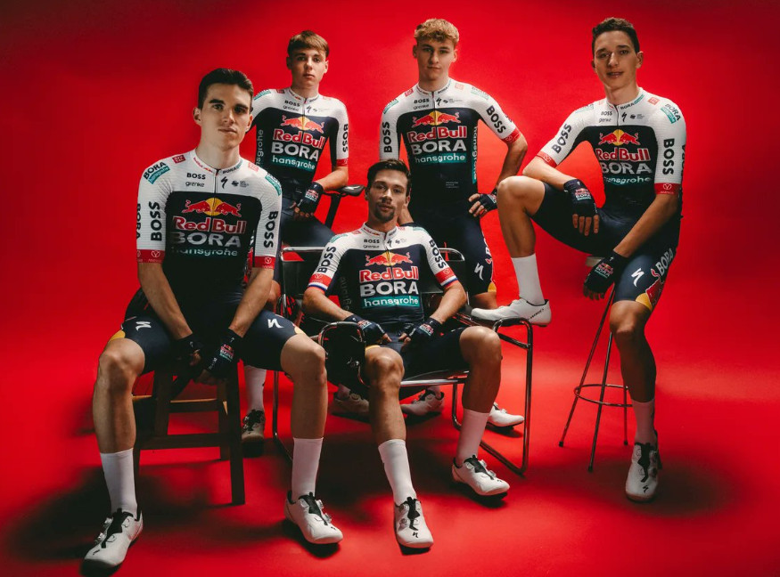 girodociclismo.com.br primoz roglic com novo uniforme specialized red bull bora hansgrohe troca de patrocinador para 2025 image 2