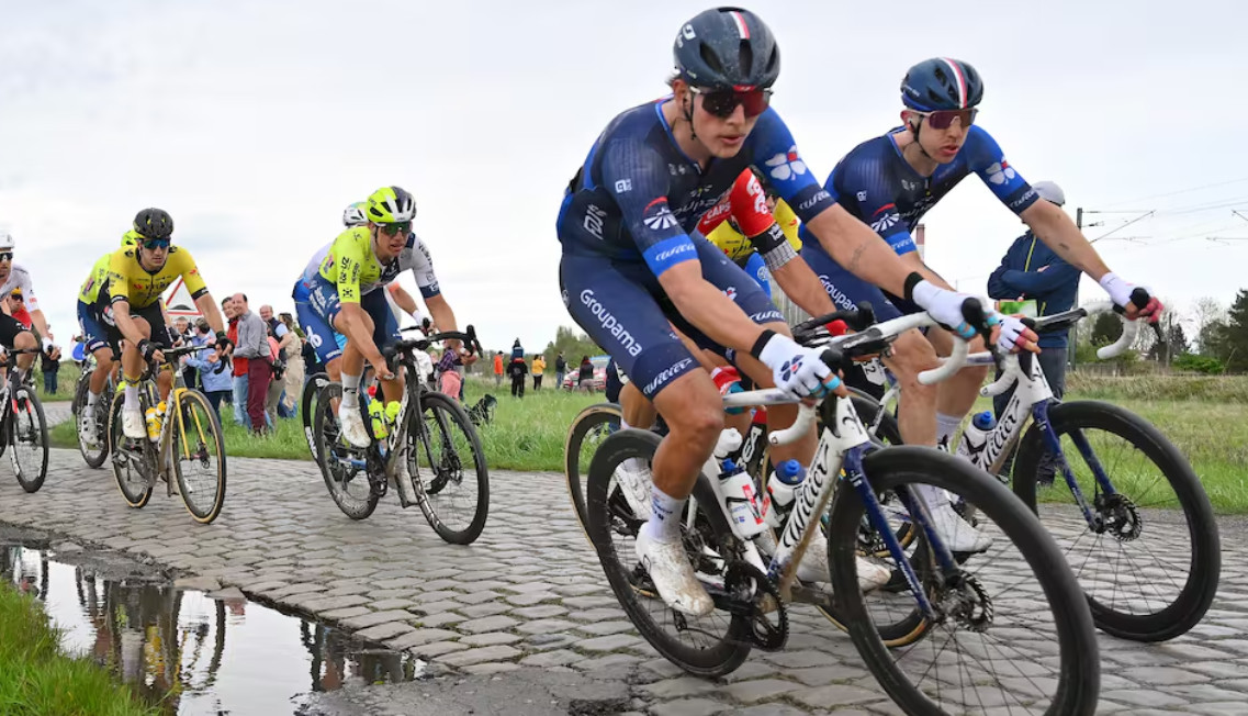 girodociclismo.com.br queremos desafiar wout van aert e mathieu van der poel red bull bora com grandes ambicoes nas classicas de 2025 image