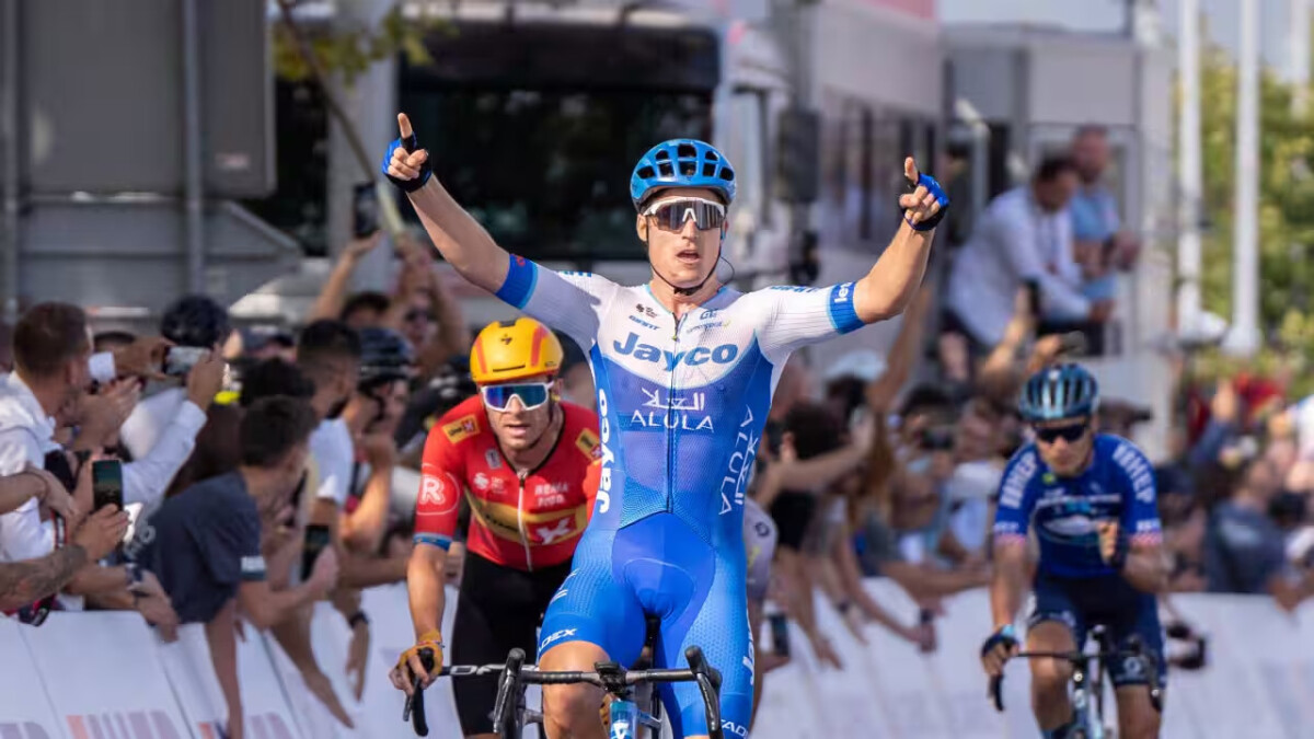 girodociclismo.com.br world team surpreende ao anunciar equipe para o tour down under principal sprinter e idolo local fica fora confira o anuncio image