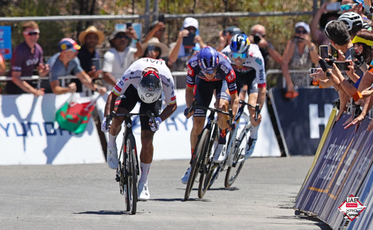 girodociclismo.com.br diretor da uae team emirates jhonatan narvaez assume lideranca no tour down under image 7