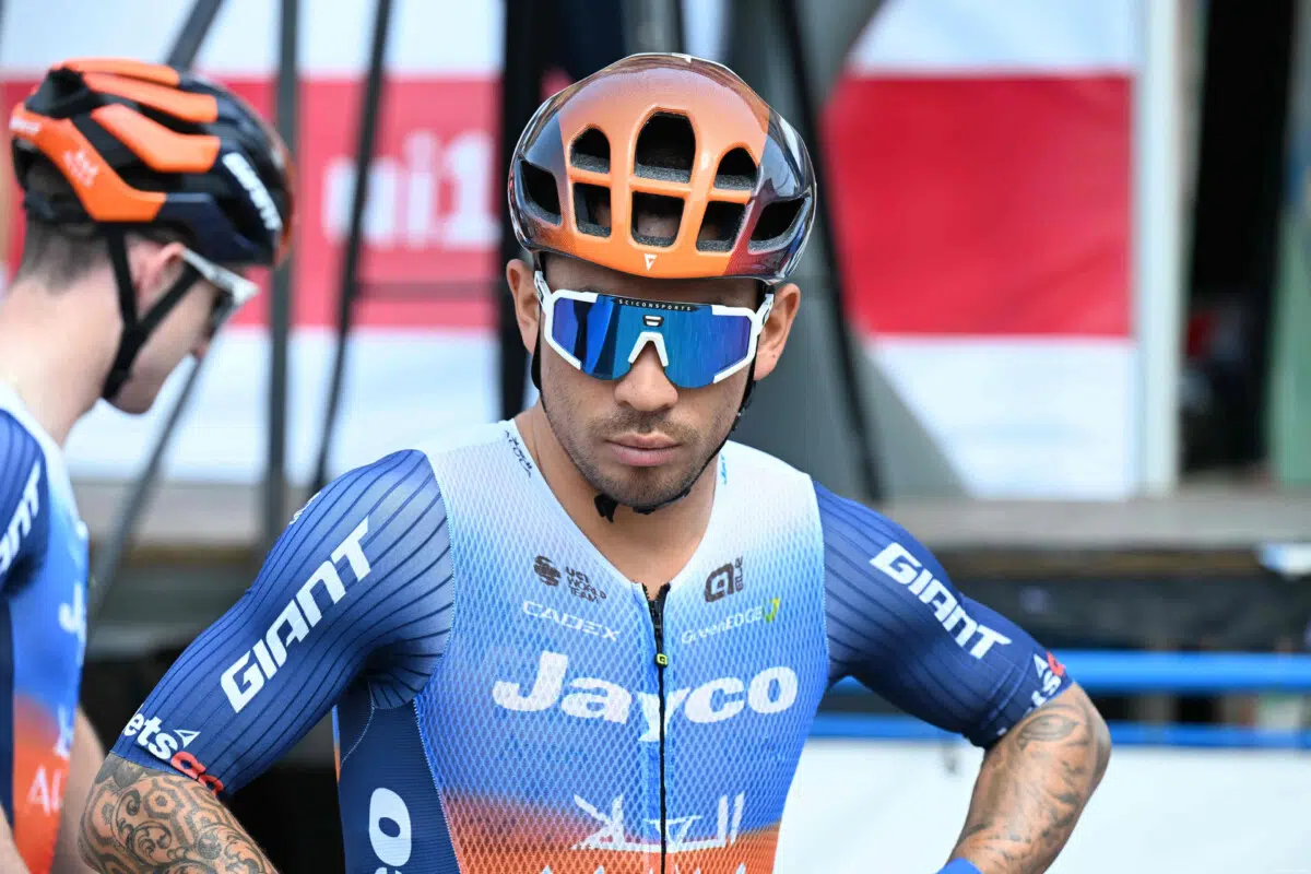 girodociclismo.com.br johan bruyneel fala sobre a polemica envolvendo caleb ewan ele esta ganhando a reputacao de ser um cara dificil de gerenciar image 11