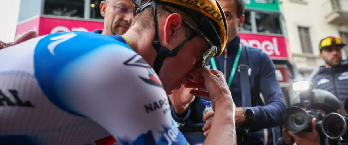 girodociclismo.com.br remco evenepoel foi feito para o tour de france diretor da soudal quick step confiante na vitoria do campeao mundial de contrarrelogio image