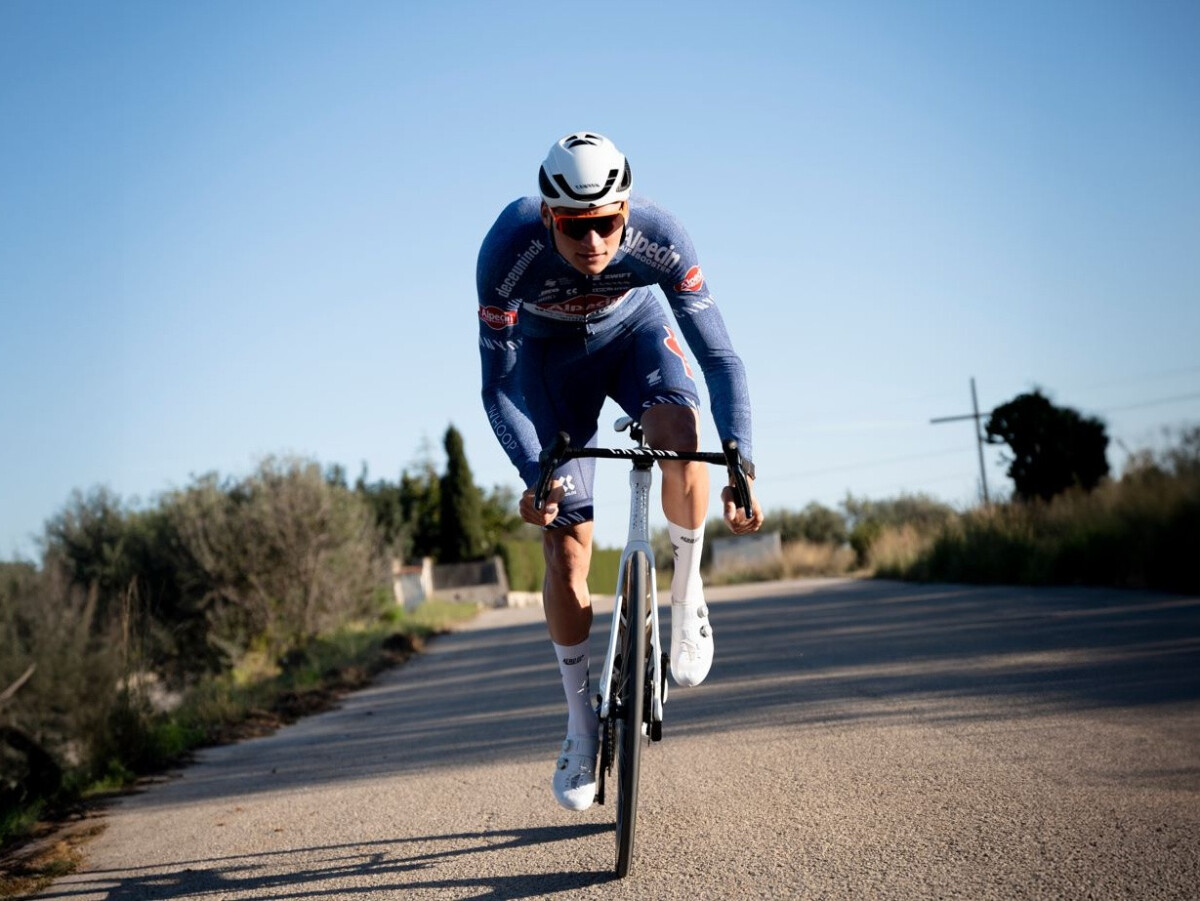 girodociclismo.com.br treinador da alpecin deceuninck da dica de treinamento ande de bicicleta sozinho em grupo nao e produtivo image 4