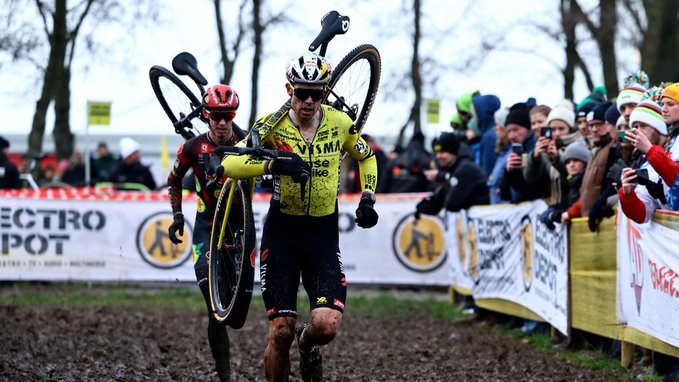 girodociclismo.com.br wout van aert vence o superprestige gullegem belga triunfa pela 1a vez em 2025 confira os resultados e a chegada image 7