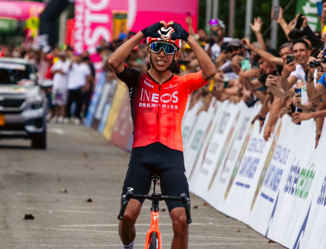 girodociclismo.com.br egan bernal vence pela 2a vez em uma semana e enlouquece colombianos confira os resultados e a chegada com narracao entusiasmada image 2