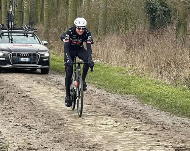 girodociclismo.com.br gregario de tadej pogacar descreve treino no trecho da paris roubaix impressionante ele me deixou pra tras nos 29 setores image 4