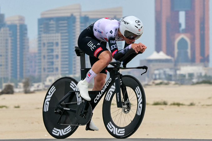 girodociclismo.com.br josh tarling vence 2a etapa do uae tour tadej pogacar 3o confira os resultados e a chegada image 10