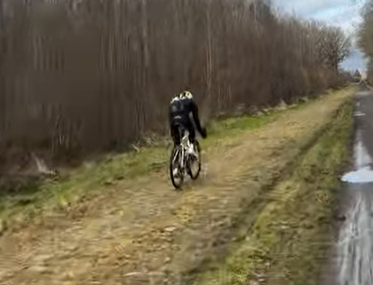 girodociclismo.com.br tadej pogacar na paris roubaix campeao mundial treina forte no trouee darenberg assista o video image 4