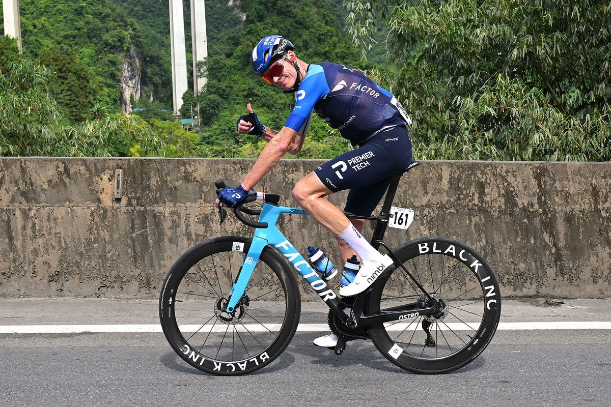 girodociclismo.com.br uae tour com tadej pogacar onde assistir ao vivo em portugal e no brasil image