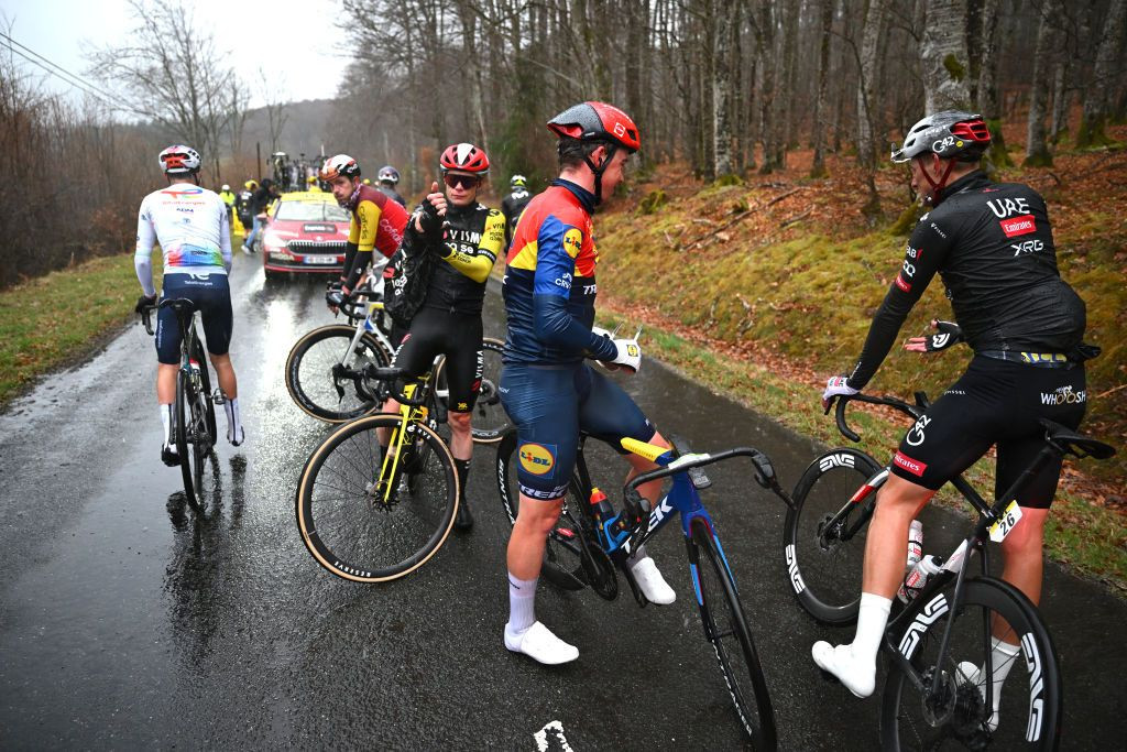 girodociclismo.com.br diretor da uae revela a luta de joao almeida na paris nice ele estava doente nunca desistiu foi heroicamente combativo image 6