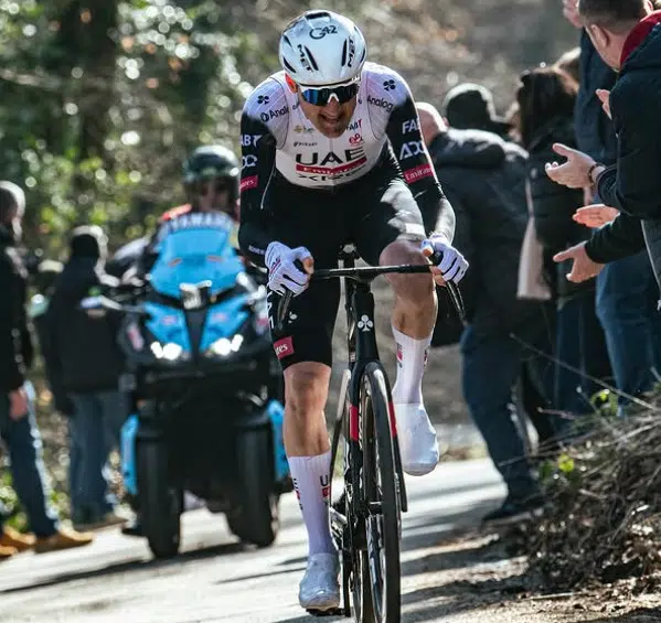 Tim Wellens justifica resultado frustrante da UAE Emirates "não conseguimos vencer todas as corridas", assista o vídeo 1 girodociclismo.com.br image image 66