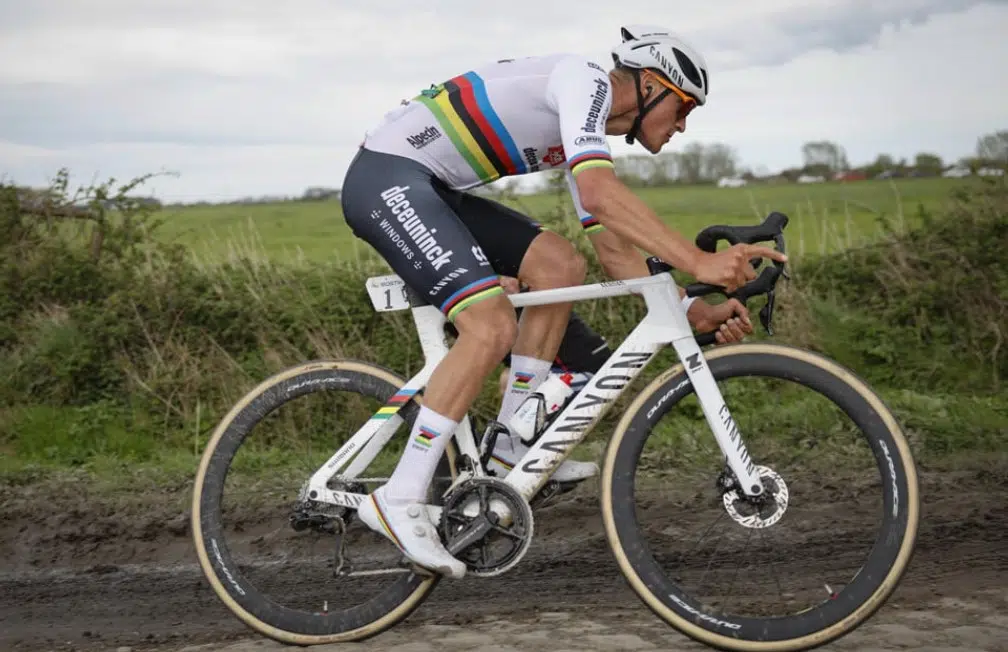 Campeão da Paris-Roubaix critica estratégia de Mathieu Van der Poel "estresse demais por 15 watts" 1 girodociclismo.com.br 4x campeao da paris roubaix critica estrategia de van der poel para a prova estresse demais por 15 watts image 4