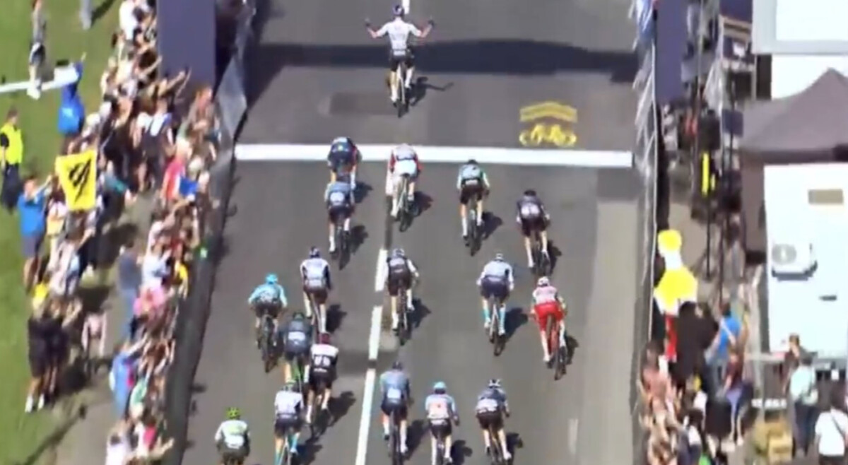 Danny van Poppel surpreende favoritos e vence 1ª etapa do Tour da Hungria, confira os resultados e a chegada 3 girodociclismo.com.br danny van popel surpreende favoritos e vence 1a etapa do tour da hungria confira os resultados e a chegada image