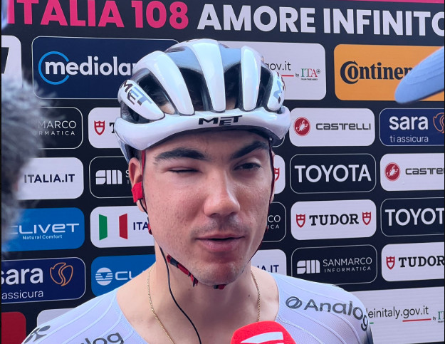 Ex-ciclista critica tratamento da UAE Emirates com Juan Ayuso "não há compaixão, vocês precisam mostrar humanidade", assista o vídeo 1 girodociclismo.com.br ex ciclista critica tratamento da uae emirates com juan ayuso nao ha compaixao voces precisam mostrar humanidade assista o video image