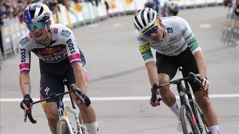 Ex-diretor de Marco Pantani analisa favoritos no Giro d'Italia "Juan Ayuso precisa ter cuidado, senão perde ou nem termina" 3 girodociclismo.com.br ex diretor de marco pantani analisa favoritos no giro ditalia juan ayuso precisa ter cuidado senao perde ou nem termina image 4