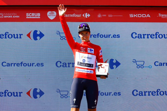 La Vuelta Femenina: Femke Gerritse bate Mariane Vos no sprint e assume liderança geral, confira os resultados e a chegada 1 girodociclismo.com.br femke gerritse brilha em huesca com vitoria e lideranca geral na la vuelta femenina image 6