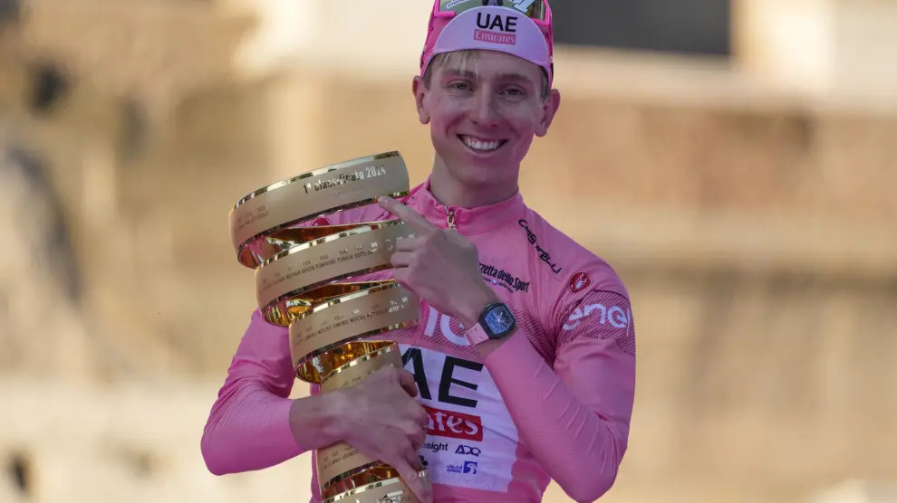 Giro d'Italia 2025: Prévia da 1ª etapa, já com montanha de até 10% de inclinação no percurso 1 girodociclismo.com.br giro ditalia 2025 previa da 1a etapa ja com montanha com ate 10 de inclinacao image