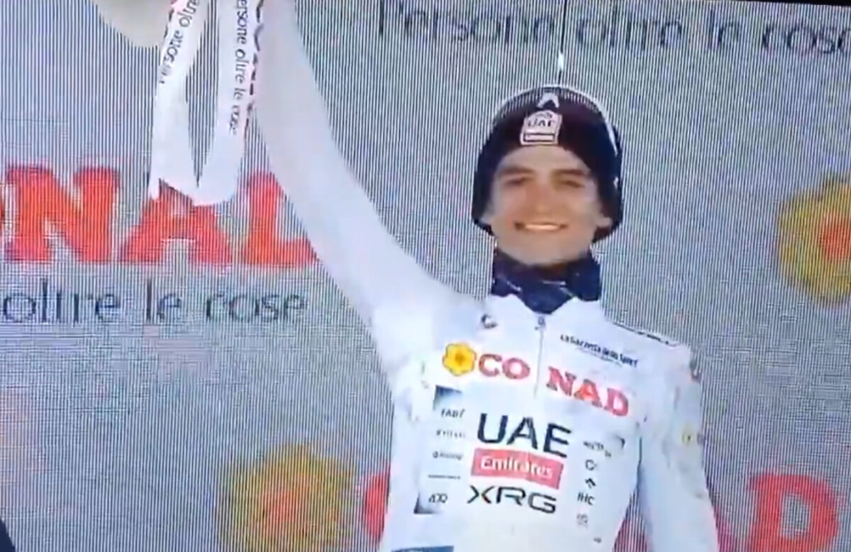 Giro d’Italia: Classificação Geral após a 20ª etapa, Simon Yates é campeão em redenção no Colle delle Finestre; confira as classificações completas 2 girodociclismo.com.br giro ditalia classificacao geral apos a 20a etapa simon yates e campeao apos ataque no colle delle finestre image 31