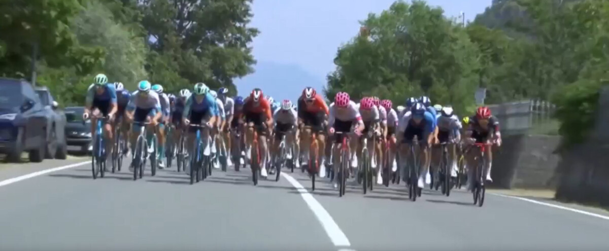 Giro dItalia: Mudança total! Isaac del toro perde Maglia Rosa, Simon Yates é campeão e Chris Harper vence 20ª etapa; confira os resultados e a chegada 5 girodociclismo.com.br giro ditalia confira os resultados e a chegada image 181