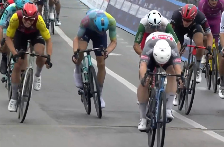 girodociclismo.com.br giro ditalia kaden groves vence 6a etapa marcada por grande queda confira os resultados e a chegada image 2