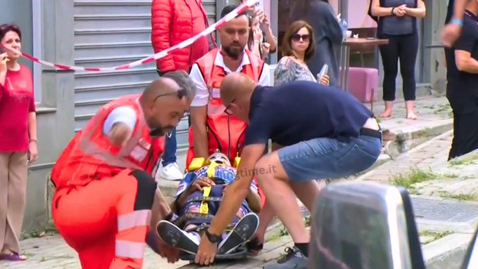 Giro d'Italia: Mads Pedersen bate Wout van Aert na 1ª etapa e é o Maglia Rosa; confira os resultados e a chegada 6 girodociclismo.com.br giro ditalia mads pedersen vence 1a etapa e e o maglia rosa confira os resultados e a chegada image 2