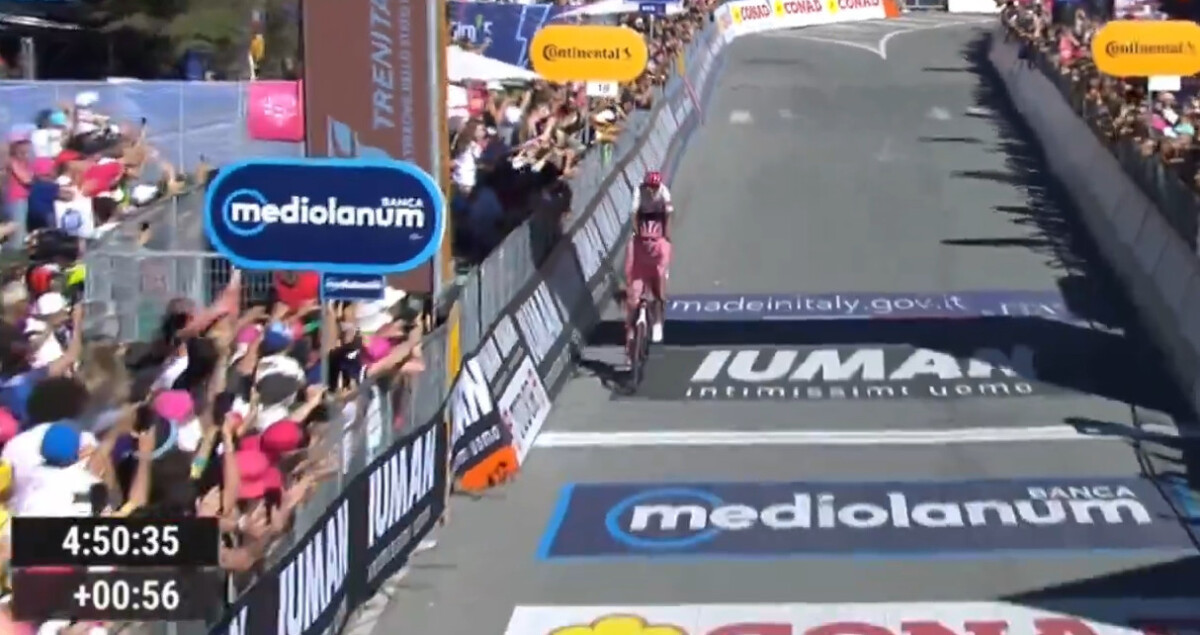 Giro d'Italia: Nicolas Prodhomme vence 19ª etapa após voo solo, Isaac del Toro 2º; confira os resultados e a chegada 9 girodociclismo.com.br giro ditalia nicolas prodhomme vence 19a etapa apos voo solo confira os resultados e a chegada image 7