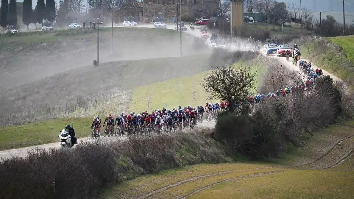 Giro d'Italia: Prévia da 9ª etapa, "Mini Strade Bianche" promete ação para a Classificação Geral 1 girodociclismo.com.br giro ditalia previa da 8a etapa mini strade bianche promete acao para a classificacao geral image 6