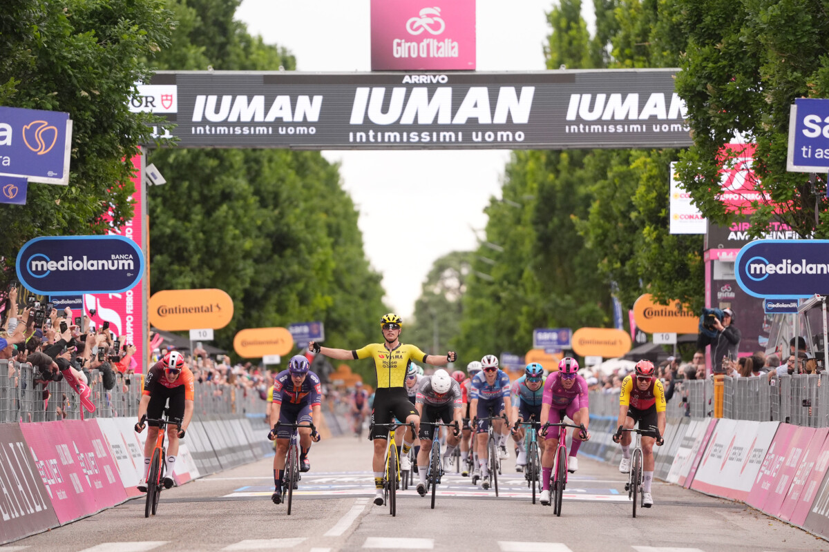 girodociclismo.com.br giro ditalia resultados da 12a etapa olav kooij vence sprint assista a chegada image