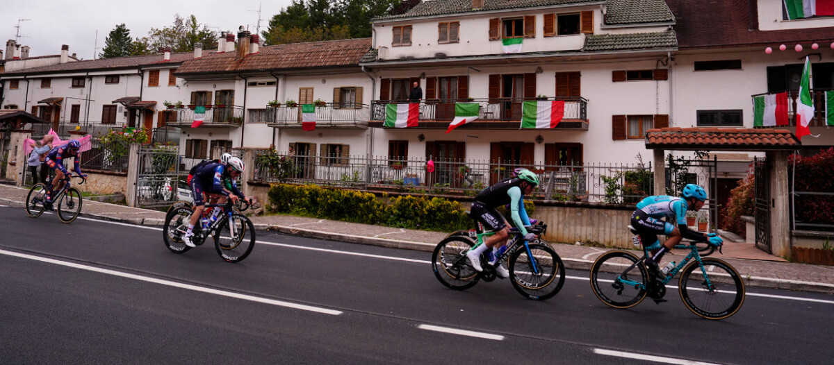 Giro d'Italia: Sete ciclistas na fuga da 7ª etapa, com Paul Double na liderança virtual 1 girodociclismo.com.br giro ditalia sete ciclistas na fuga do dia com paul double na lideranca virtual image