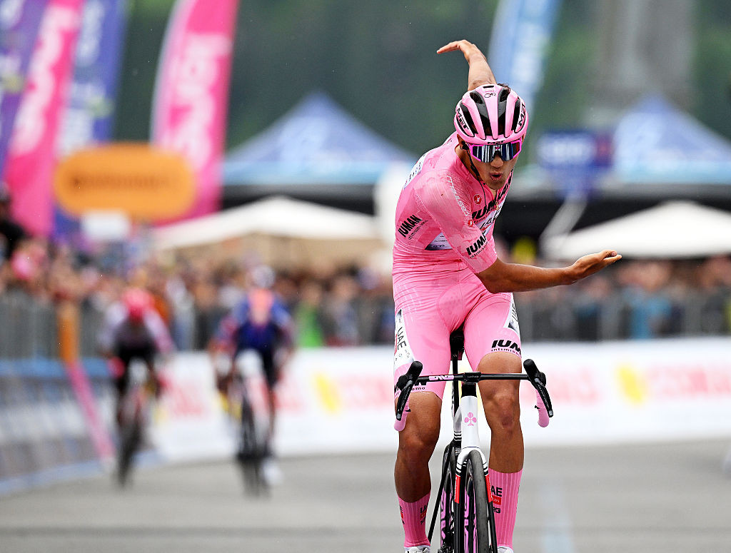Isaac del Toro analisa a 18ª etapa do Giro, às vésperas da decisão "hoje foi um dos dias mais fáceis deste Giro", assista a entrevista 3 girodociclismo.com.br isaac del toro analisa a 18a etapa do giro as vesperas da decisao hoje foi um dos dias mais faceis deste giro assista a entrevista image 2