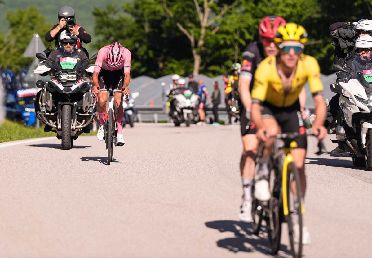 Isaac del Toro analisa a 18ª etapa do Giro, às vésperas da decisão "hoje foi um dos dias mais fáceis deste Giro", assista a entrevista 2 girodociclismo.com.br isaac del toro analisa a 18a etapa do giro as vesperas da decisao hoje foi um dos dias mais faceis deste giro assista a entrevista image