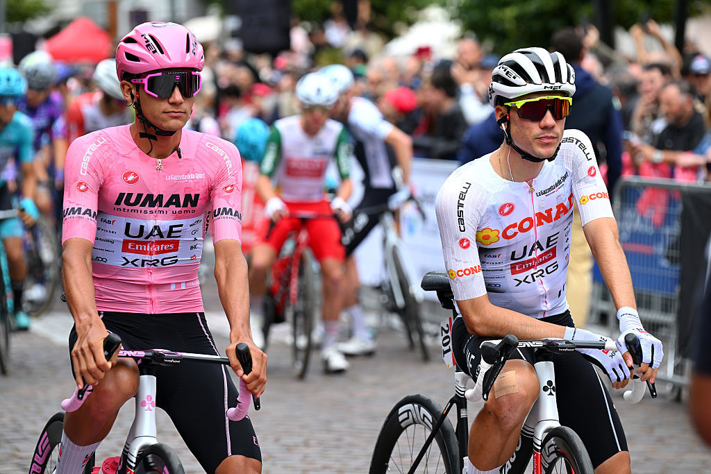 Isaac del Toro assume a liderança na UAE Emirates "nosso objetivo é em torno do nosso líder, Isaac" afirma diretor 1 girodociclismo.com.br isaac del toro assume o protagonismo na uae no terceiro dia de descanso do giro ditalia image 2